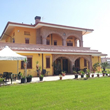 country house parco del lago