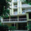Hotel Riccione 2 stelle. Viale Canova, 4. Tel.0541602439
